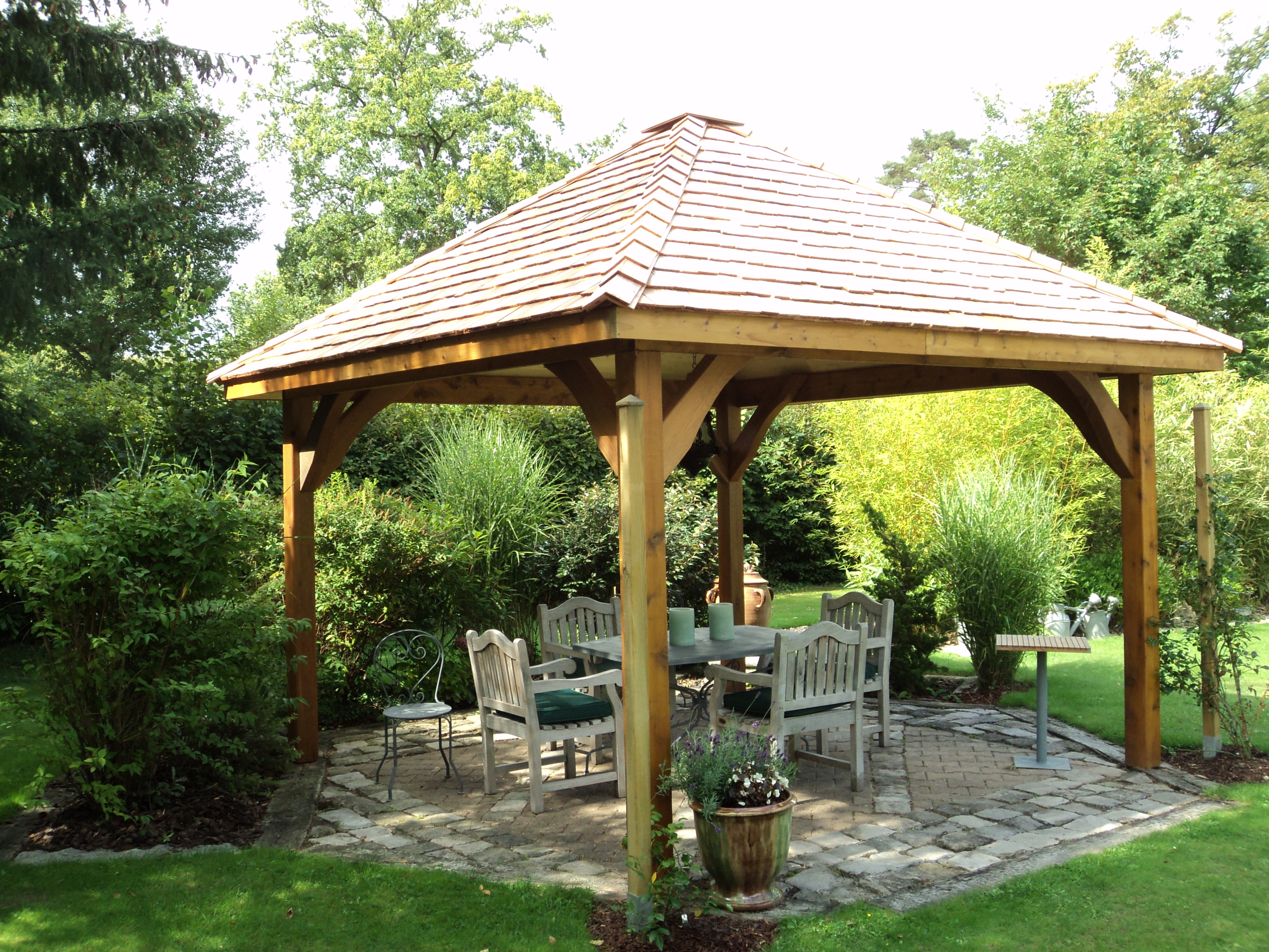 gazebo-en-bois-4-pentes